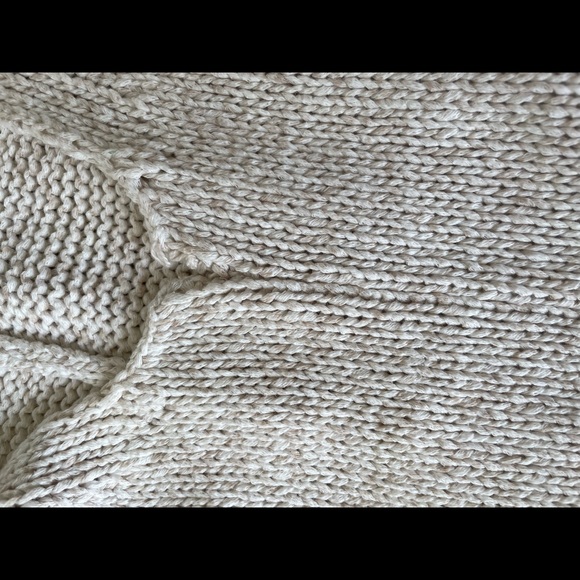 Long Knitted Vest - Picture 9 of 10